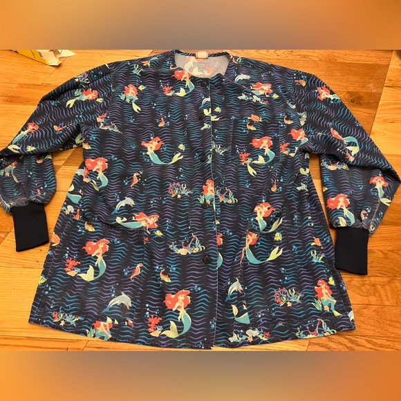 Scrub Top- Ariel